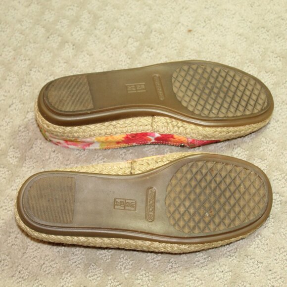 Aerosoles Women's Sz 6.5 Floral Espadrille Flats - Picture 6 of 6